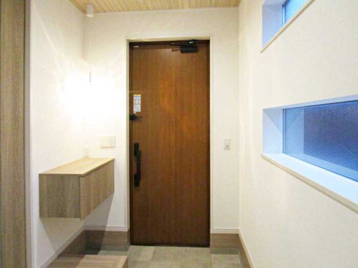 新築工事 注文住宅 玄関収納コンポリア