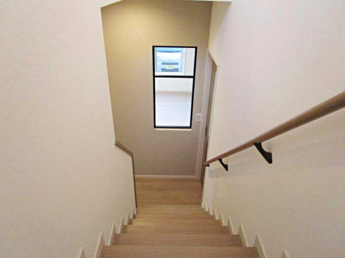 新築工事 注文住宅 連続手すり