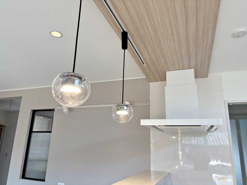 電球取り替えの画像