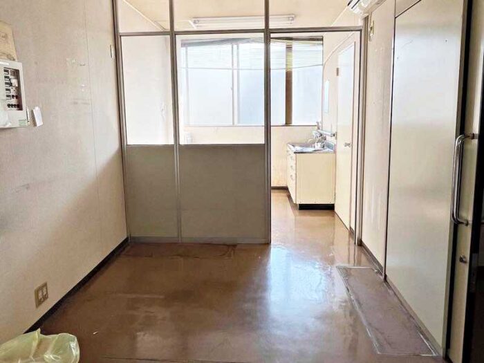 既存建屋を活かした事務所リフォームの施工実績