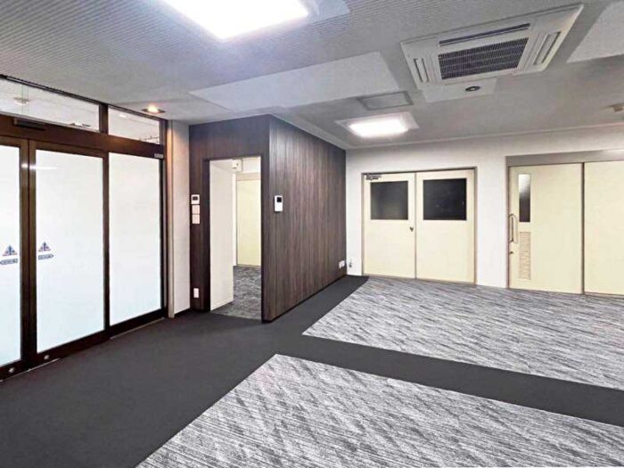 床：サンゲツ タイルカーペット NT-379 NT-31701