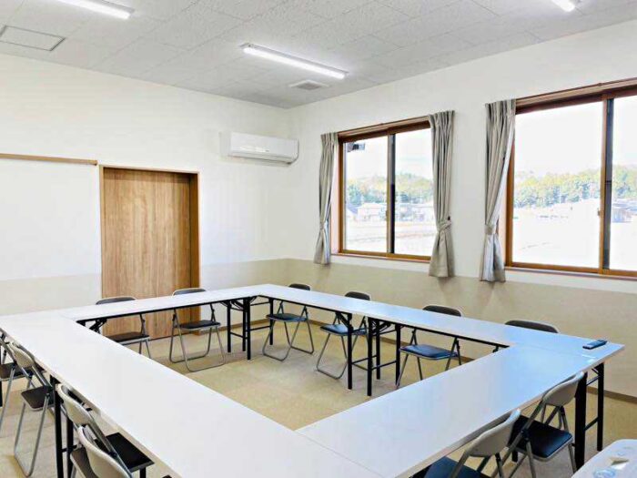 小会議場の機能的レイアウト