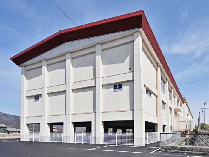 屋内運動場の大規模改修で安全快適な体育館へ