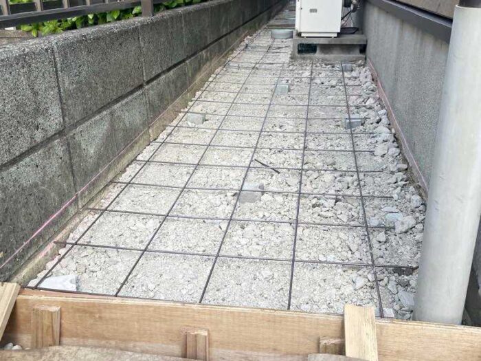 雑草に悩む庭をメンテナンスしやすく改善