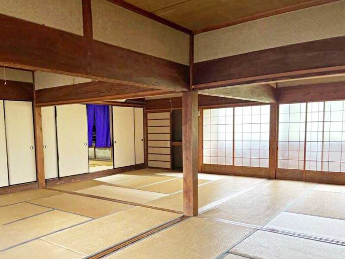 集会所の歴史ある雰囲気を残した改修工事